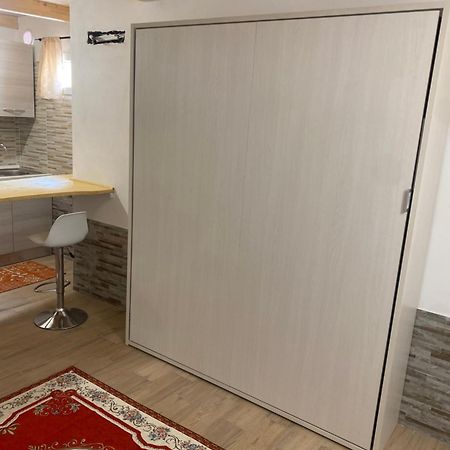 칼리아리 Monolocale Indipendente Nel Quartiere Residenziale Genneruxi 아파트 외부 사진